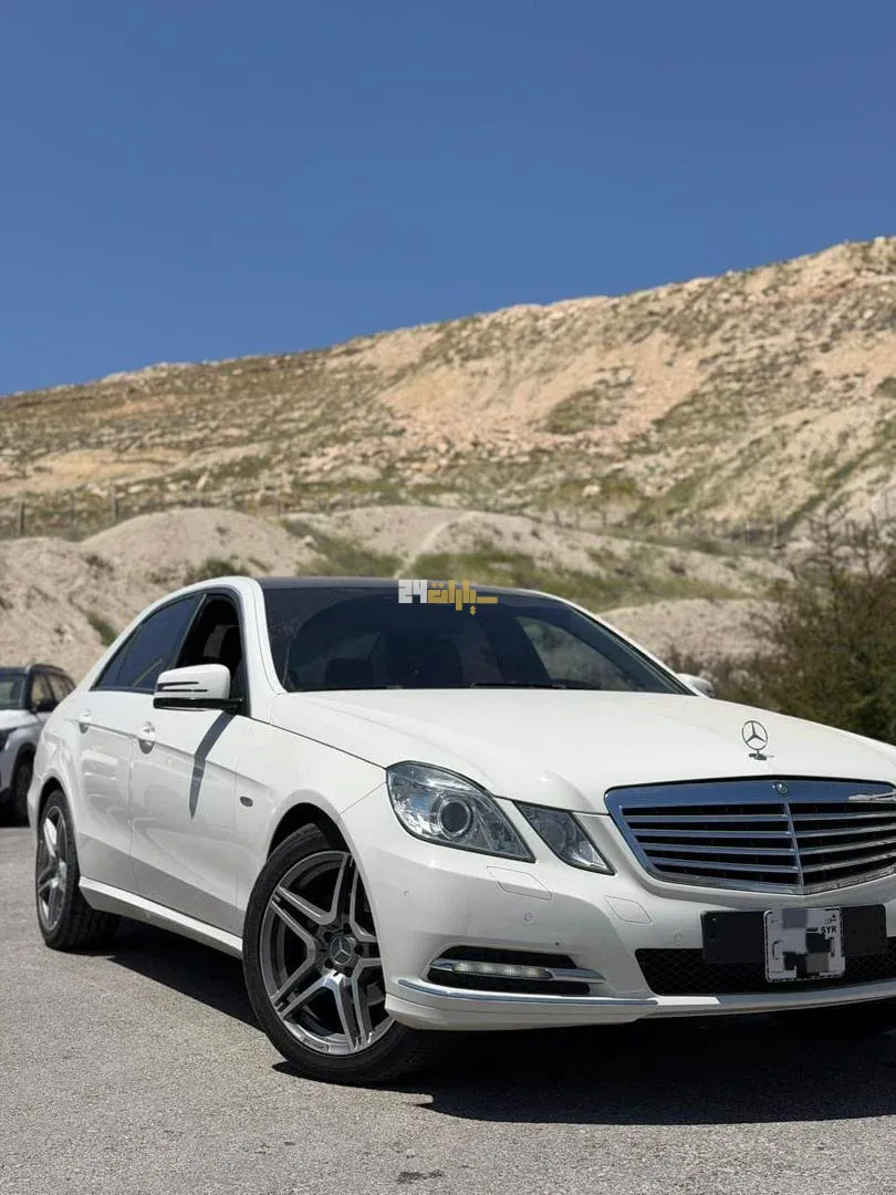مرسيدس بنز الفئة E 2011 - صورة 2