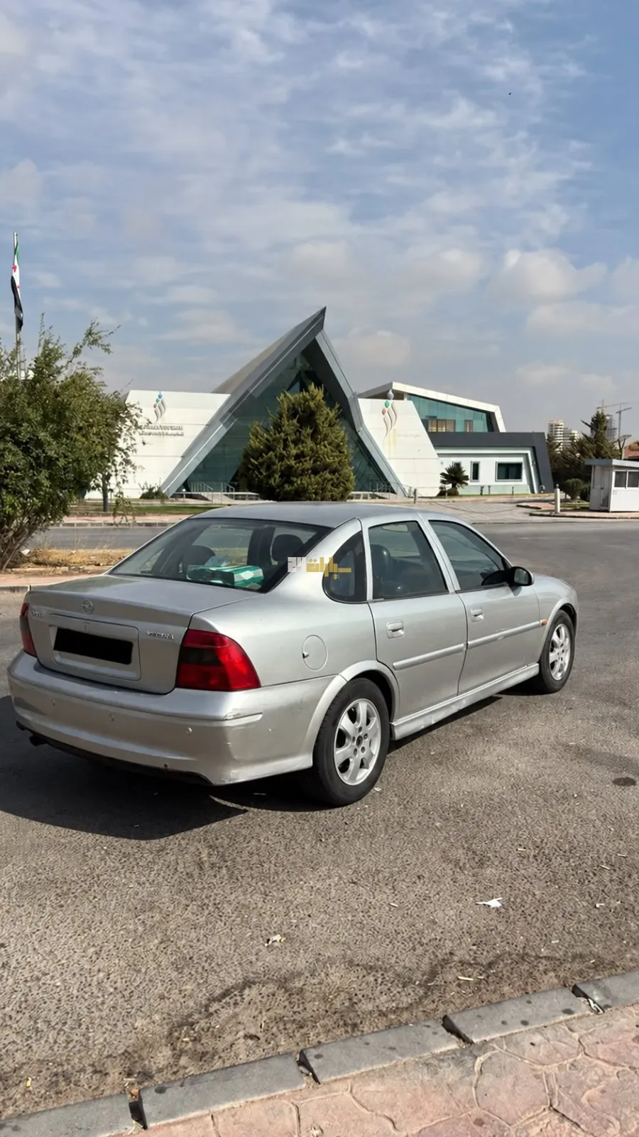 اوبل فيكترا 2001 - صورة 4