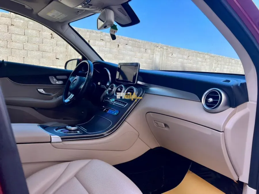 مرسيدس بنز GLC 2019 - صورة 3