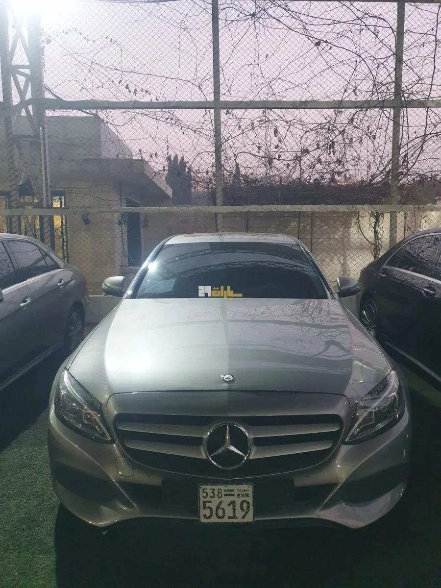مرسيدس بنز الفئة C 2016 - صورة 1