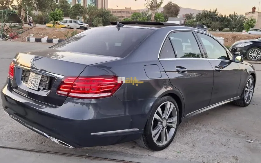 مرسيدس بنز الفئة E 2015 - صورة 5