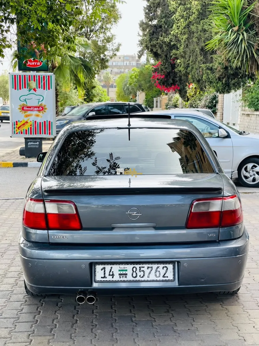 اوبل أوميغا 2002 - صورة 3