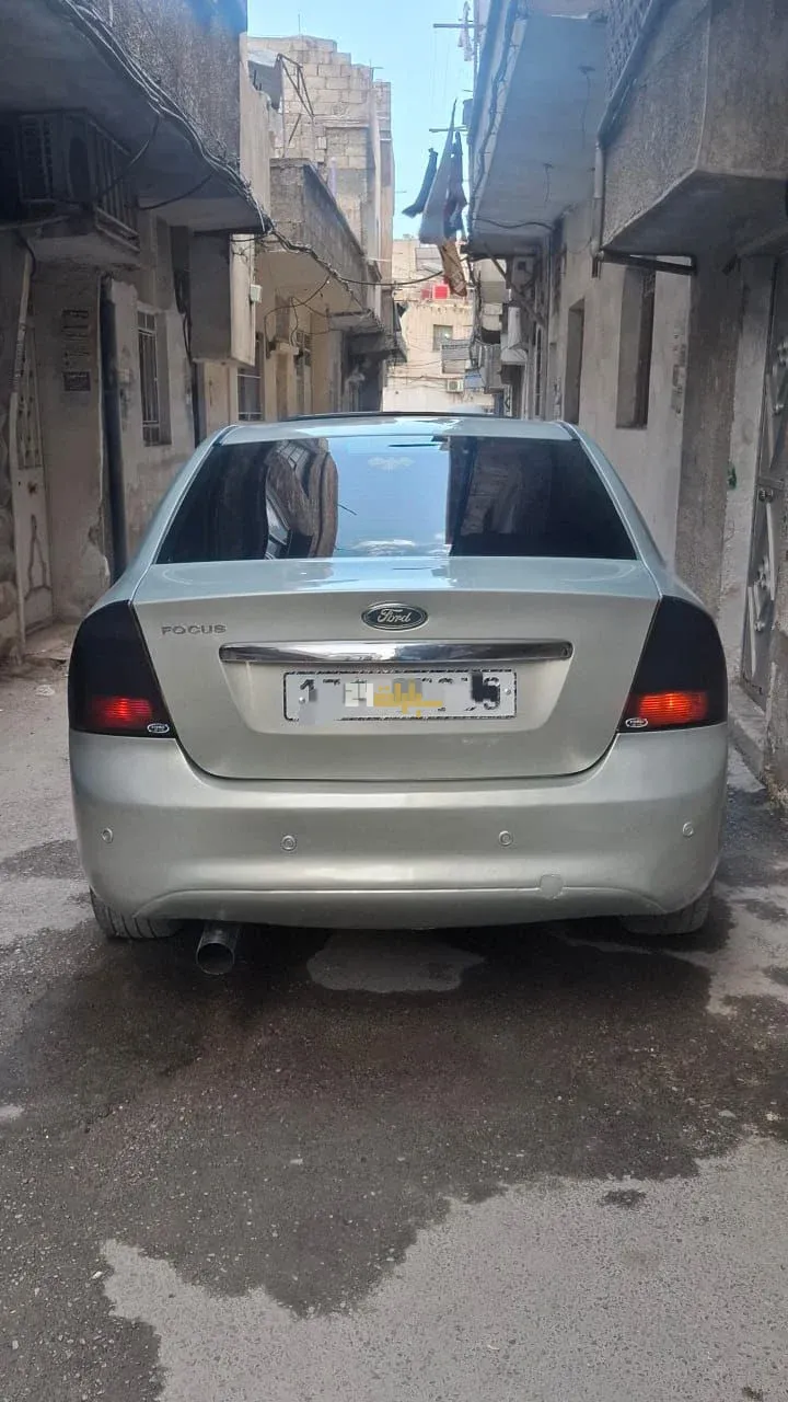 فورد فوكس 2009 - صورة 4