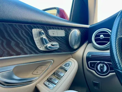 مرسيدس بنز GLC 2019 - صورة 13