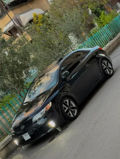 كيا فورتي 2011 - صورة 8