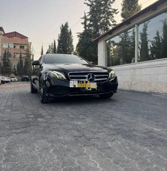مرسيدس بنز الفئة C 2018 - صورة 4
