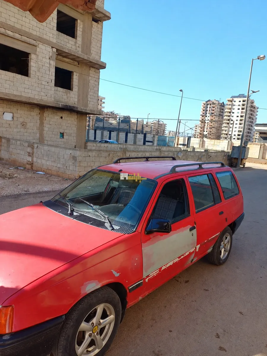 اوبل كاديت 1994 - صورة 5