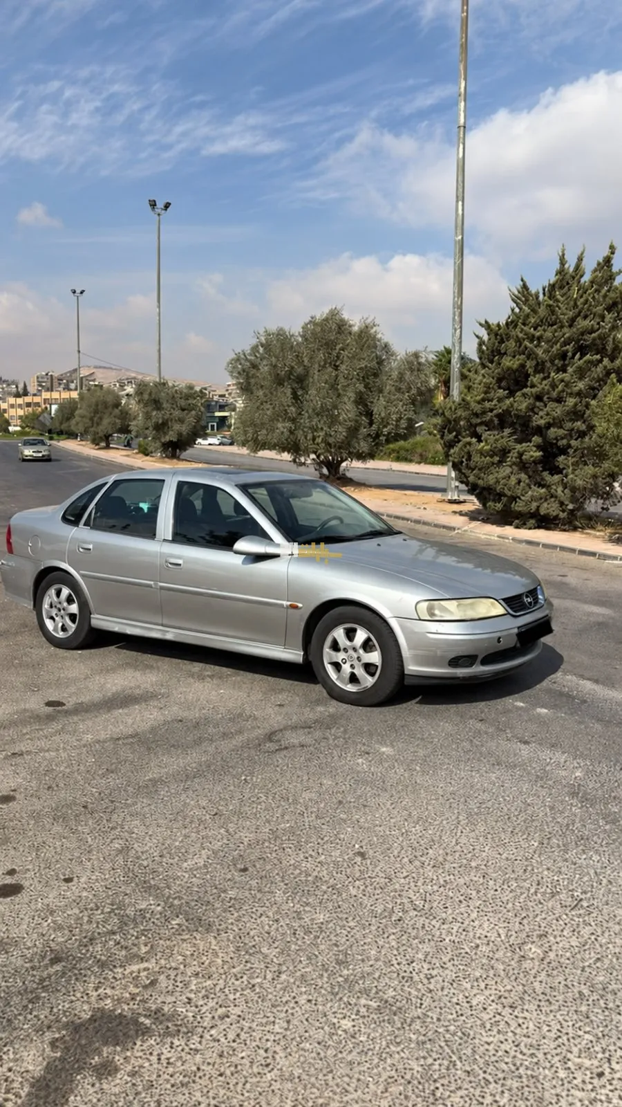 اوبل فيكترا 2001 - صورة 2